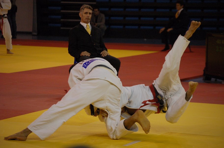 TAI OTOSHI TOKUI WAZA